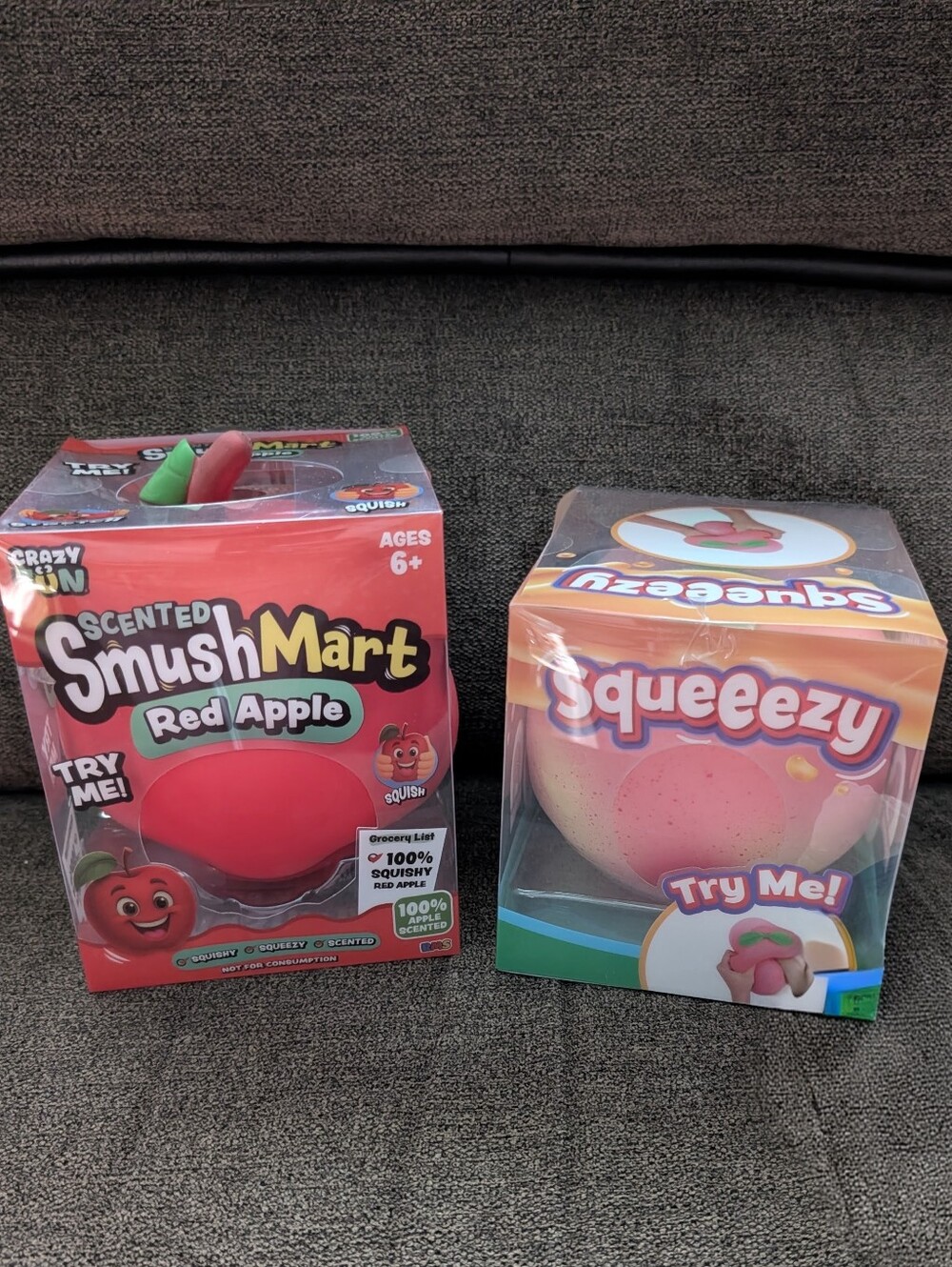 Smushmart Scented Red Apple, Pink Peach Squishy